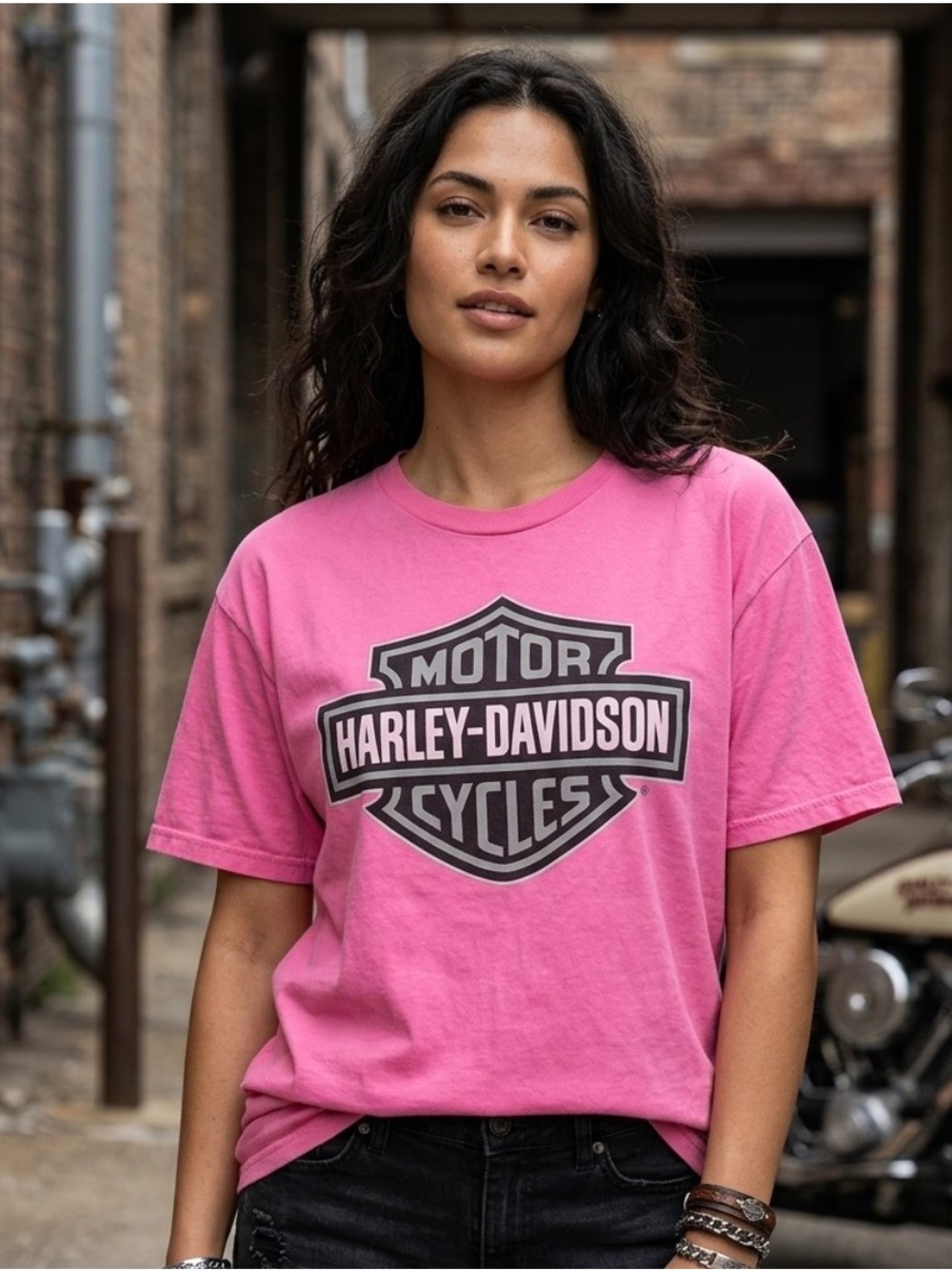 Harley-Davidson Hot Pink Logo Short Sleeve Tee
Large